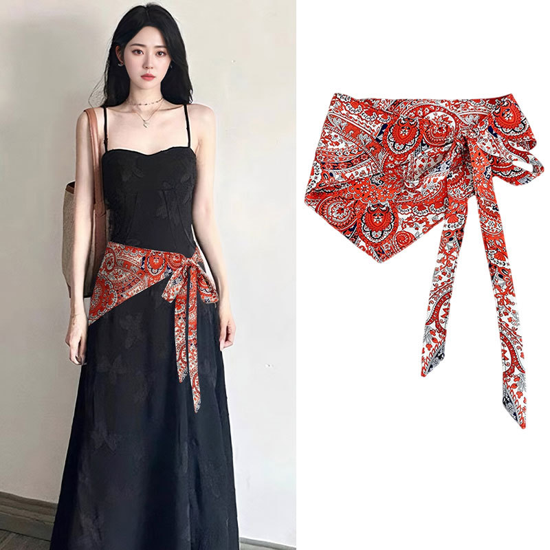 Ethnic Wear - Cashew flower triangular scarf, women's stacked