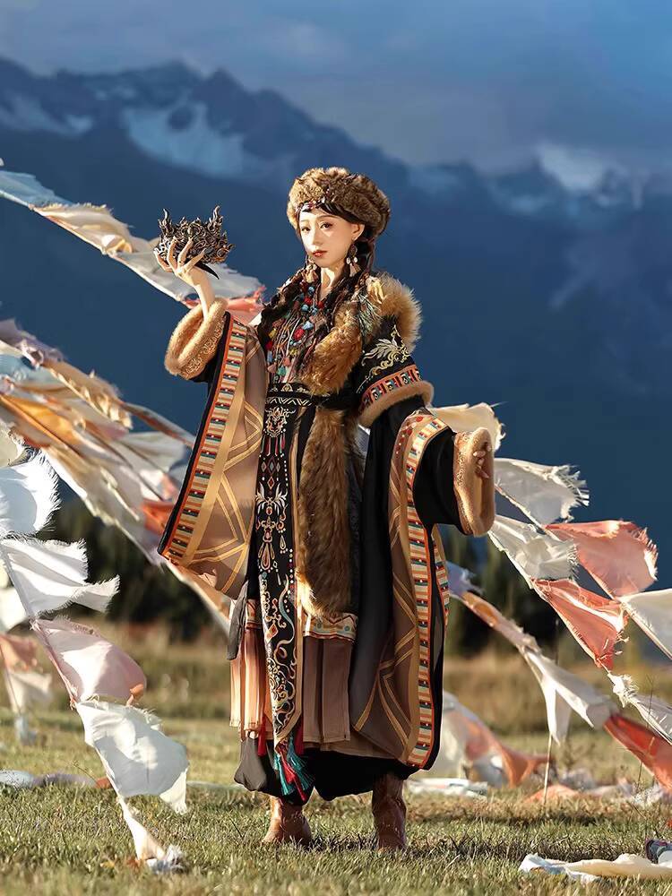 Travel Photography Series Tibe - Ethnic Clothing & Online Fashion Store Khaadi Pk ulasan dan harga