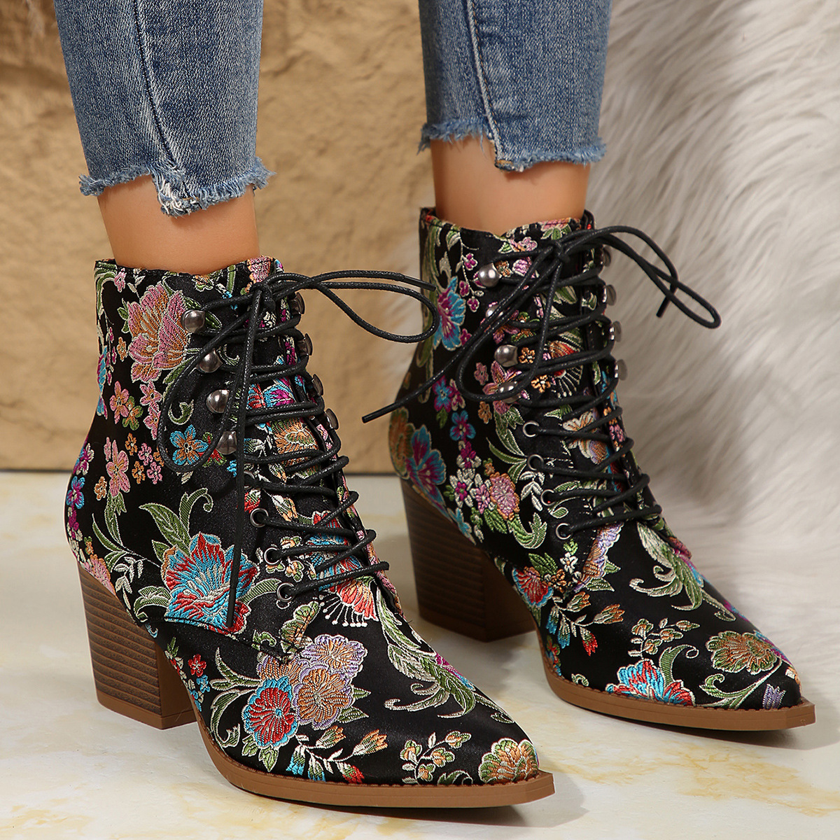 Ethnic Pointed-Toe Ankle Boots - Winter Ethnic Fashion For Women ulasan dan harga